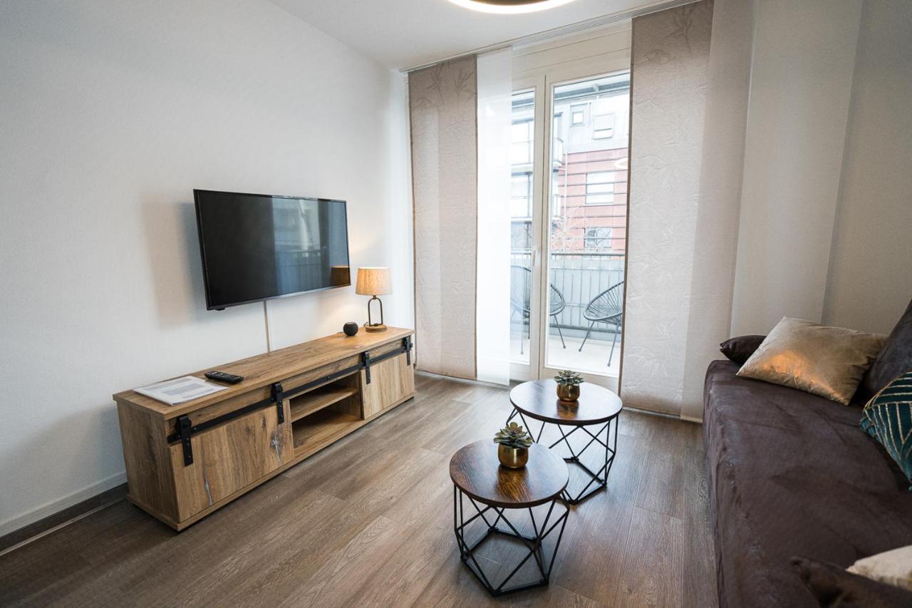 Stylisches Apartment Im Herzen Von Dresden + Parkplatz + Netflix + Self Check-In Екстериор снимка